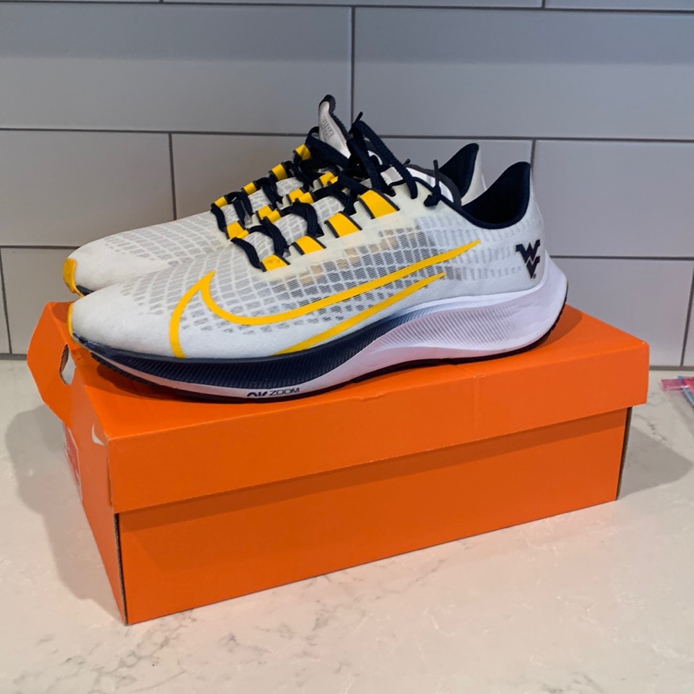 Nike West Virginia Air Zoom Pegasus 38